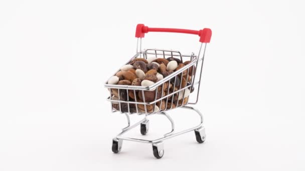 Shopping Cart Filled Beans Rotating Turntable Isolated White Background Close — Vídeos de Stock