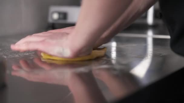 Hands Flattening Piece Dough Table Professional Kitchen Fresh Noodles Preparation — Vídeos de Stock