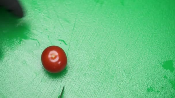 Close Green Board Hands Black Gloves Taking Cherry Tomatoes Cutting — Stockvideo
