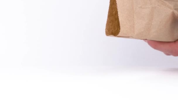 Närbild Svarta Quinoa Frön Spiller Eco Papper Pack Glutenfri Supermat — Stockvideo