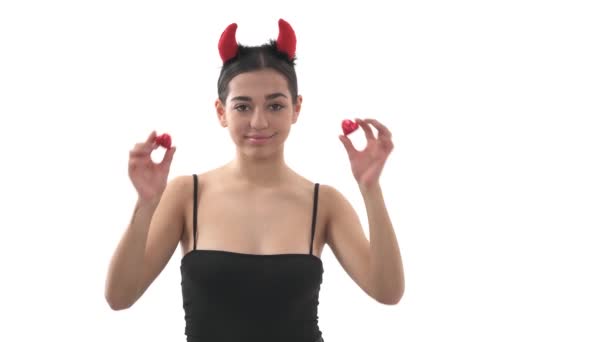 Portrait Une Jeune Femme Sexy Portant Des Cornes Tête Diable — Video