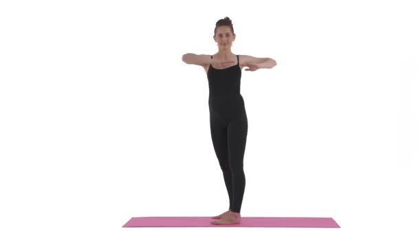 Genç Hamile Beyaz Kadın Isınma Egzersizleri Yapıyor Doğum Öncesi Gerinme — Stok video