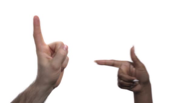 Женская Рука Демонстрирует Жест Рукой Рок Ролл Изолированный Белом Фоне — стоковое видео