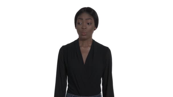Mulher Africana Perplexa Ter Problemas Mulher Preocupada Pensar Problemas Conceito — Vídeo de Stock