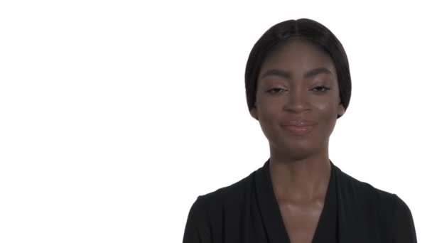 Nærbillede Kvinde Der Lukker Munden Efterligner Smide Nøglen Hun Kan – Stock-video