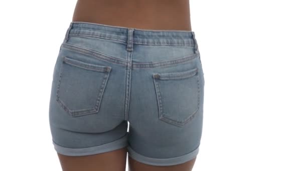 Close Visão Traseira Sexy Nádegas Femininas Modelo Africano Vestindo Shorts — Vídeo de Stock