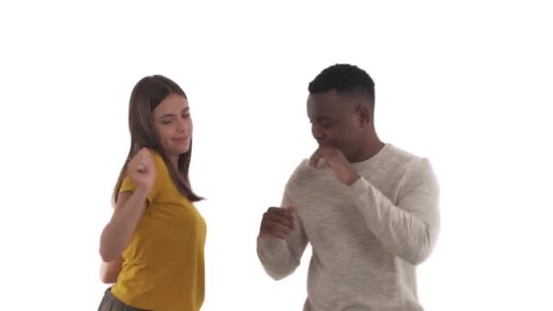 Radosny Mieszany Wyścig Para Taniec Zabawy Koncepcja Czasu Wolnego Stylu — Wideo stockowe