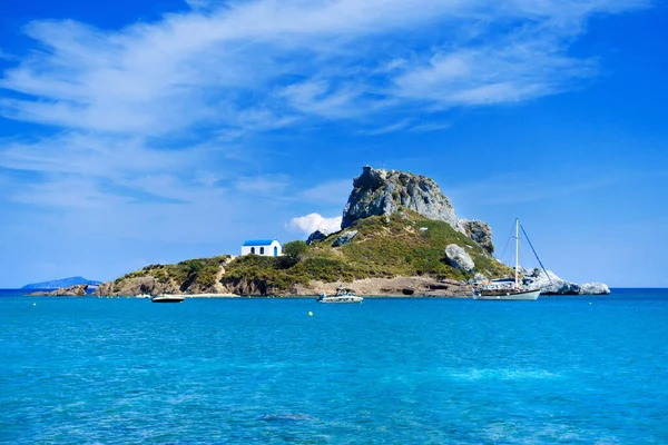 Capela Grega Sobre Uma Rocha Baía Kefalos Ilha Kos Grécia — Fotografia de Stock