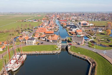 Hollanda, Friesland 'daki tarihi Workum kasabasından havadan.