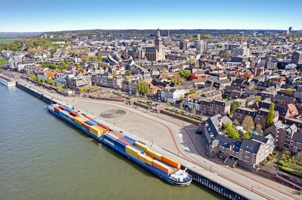 Vzduch Historického Města Nijmegen Řeky Waal Nizozemsku — Stock fotografie