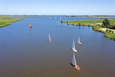 Hollanda, Friesland 'dan denize açılan hava aracı.
