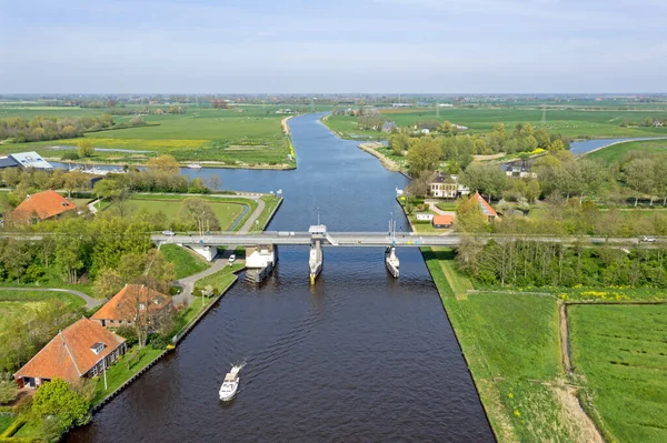 Hollanda Daki Friesland Kırsal Kesimindeki Altskou Köprüsünden Havadan — Stok fotoğraf