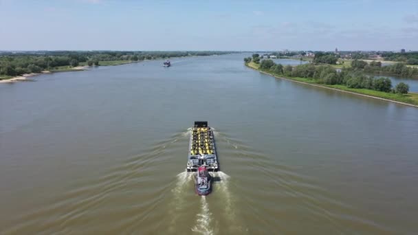 Hollanda Woudrichem Gorinchem Yakınlarında Merwede Nehri Üzerinde Seyreden Bir Yük — Stok video