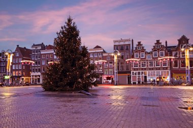 Amsterdam Hollanda nieuwmarkt üzerinde Noel