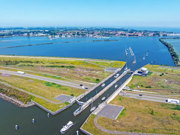 stock image Aerial from naviduct Krabbersgat near Enkhuizen in the Netherlands, between the Markermeer and the IJsselmeer. A naviduct is a combination of an aqueduct and a sluice