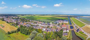 Hollanda 'nın Texel Adası' ndaki De Cocksdorp kasabasından hava manzarası