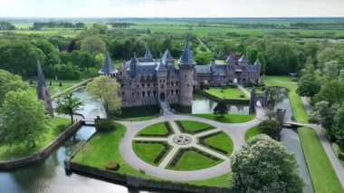 Hollanda 'daki Haar Kalesi' nden havadan.