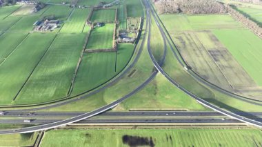 Friesland Hollanda 'daki Joure kavşağından havadan.