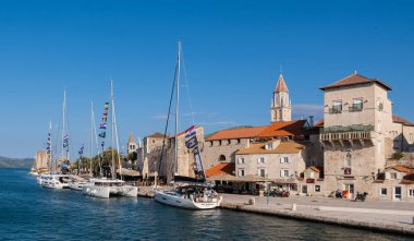 Trogir 'de yatlar