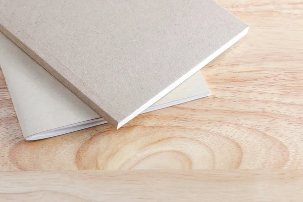 Recyklovaný Papír Kniha Dřevěné Pozadí — Stock fotografie