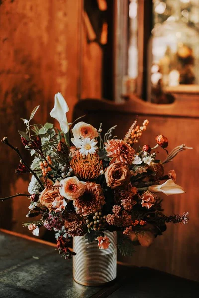 Vazoda Portakal Çiçeği Buketi Dekorasyonu — Stok fotoğraf