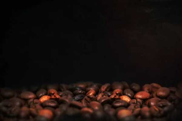 Pörkölt Kávébab Sötét Kép Másolási Hellyel — Stock Fotó