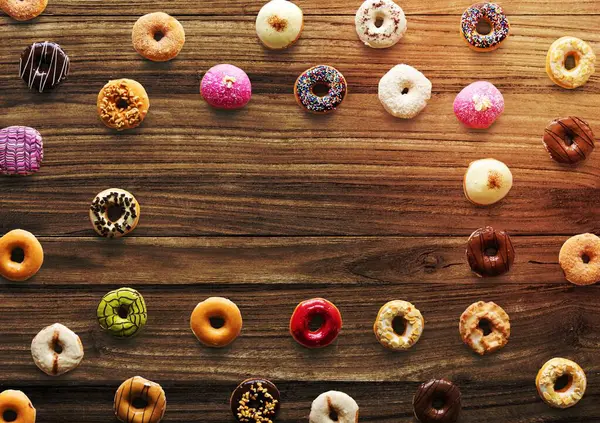 Разнообразие Вкуса Пончиков Копировальным Пространством — стоковое фото