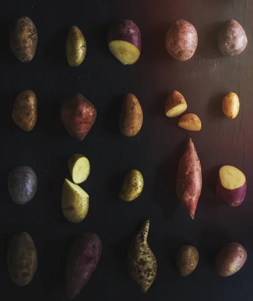 Différents Types Pommes Terre Dans Une Rangée — Photo