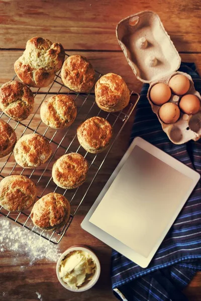 Baked Scone Pastry Eggs Digital Tablet Mockup Concept — Stockfoto