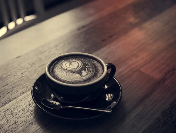 Kaffeeschaum Kunst Auf Holztisch — Stockfoto