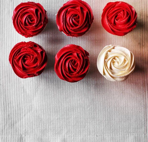 Delicious Rose Cup Κέικ Επιδόρπιο Αρτοποιίας Γαμήλια Δεξίωση — Φωτογραφία Αρχείου