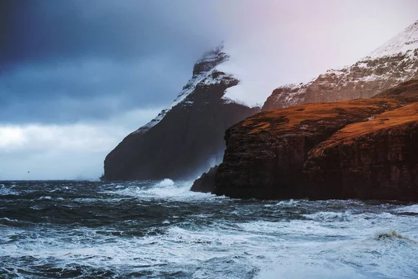 Stormy Waves Hitting Cliffs Molin Beach Streymoy Island Faroe Islands — Stock Photo, Image