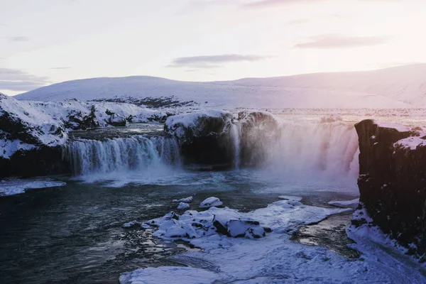 Водоспад Годафос Північна Ісландія — стокове фото