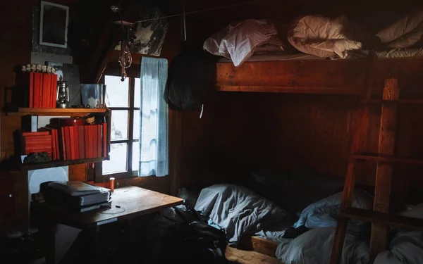 Chambre Confortable Bois Dans Une Cabine — Photo