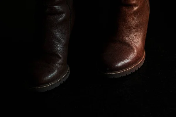 Yakın Plan Kahverengi Deri Ayakkabılar — Stok fotoğraf