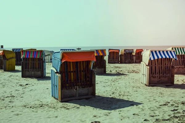 Lettini Classici Una Spiaggia — Foto Stock