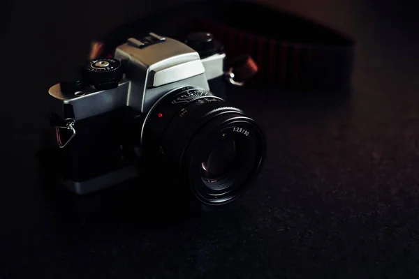 Vintage Αναλογική Κάμερα 35Mm Φιλμ — Φωτογραφία Αρχείου