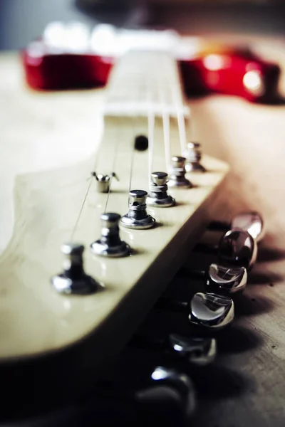 Fechar Uma Guitarra Elétrica — Fotografia de Stock