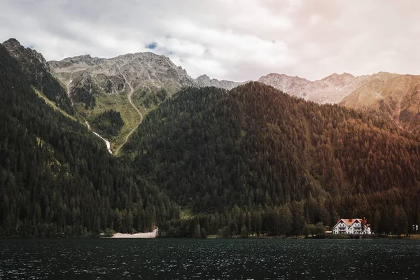 意大利安蒂亚兹湖景观 — 图库照片