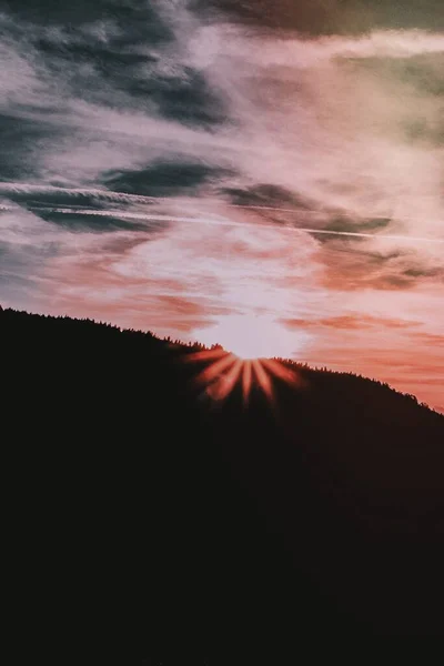 Ein Rot Türkiser Sonnenuntergang — Stockfoto