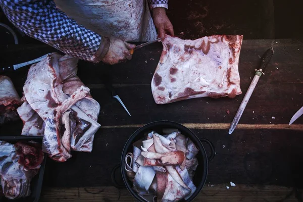 仕事で肉屋 — ストック写真