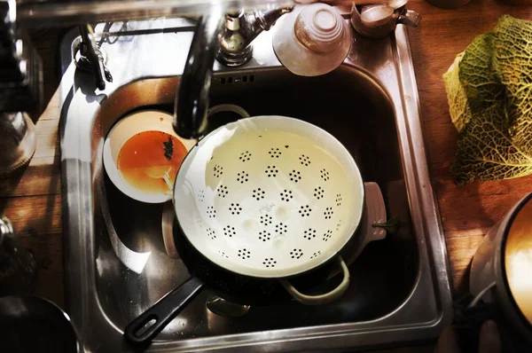 Крупним Планом Брудний Посуд Раковині — стокове фото