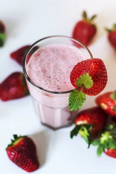 Milkshake Mentă Căpșuni — Fotografie, imagine de stoc
