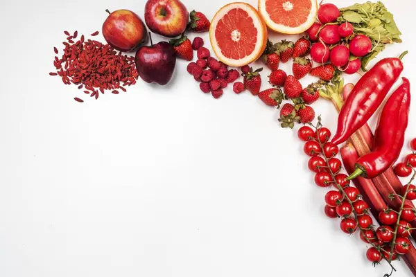Különböző Piros Gyümölcsök Zöldségek — Stock Fotó