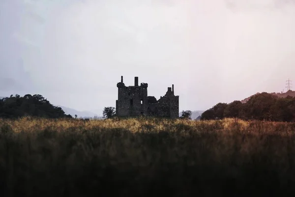 Chmurny Dzień Zamkiem Kilchurn Szkocja — Zdjęcie stockowe