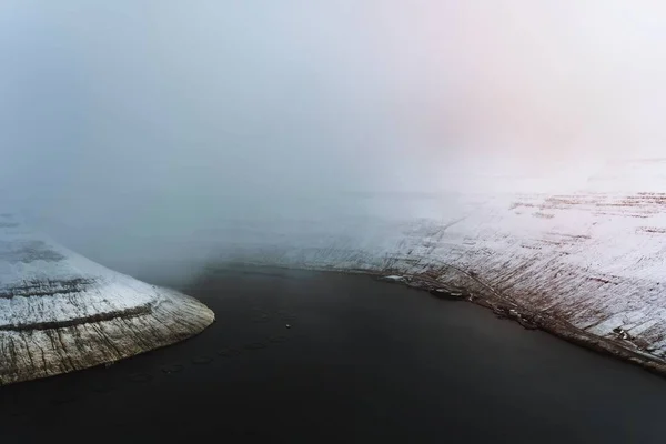 丹麦王国一部分的法罗群岛的雪景 — 图库照片