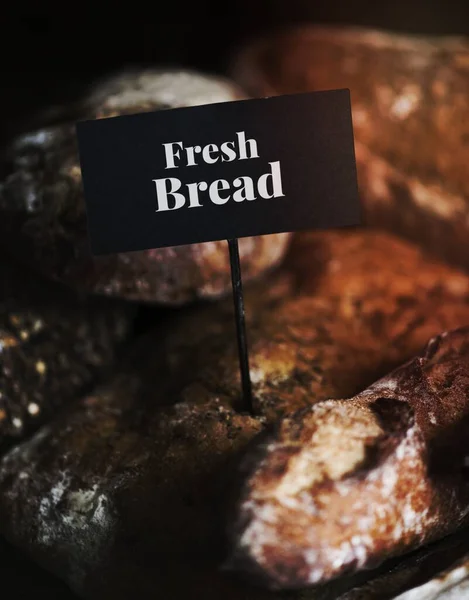 新鲜面包食品摄影食谱创意的分类 — 图库照片