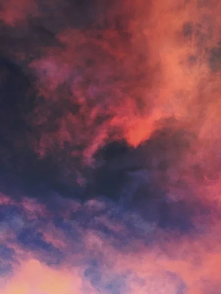 Рожеве Небо Шпалери — стокове фото