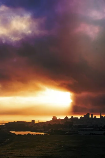 Zachód Słońca Nad San Francisco Stany Zjednoczone Ameryki — Zdjęcie stockowe