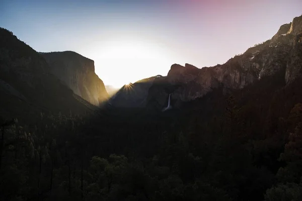 Yosemite Vízesés Yosemite Nemzeti Parkban Usa — Stock Fotó
